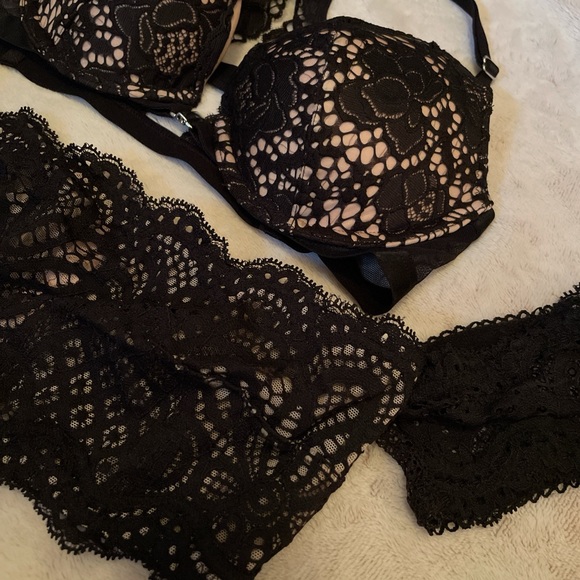 Bundle (: - Picture 2 of 6